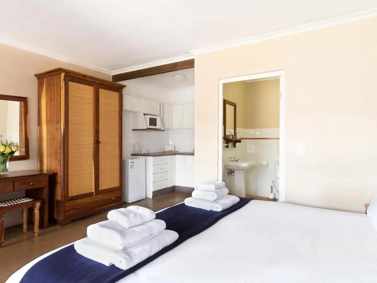Ongegund Lodge Somerset West Bed & Breakfast